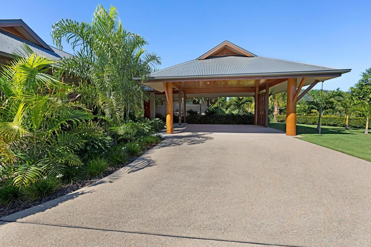 Yangaro Villa Airlie Beach Exteriör bild