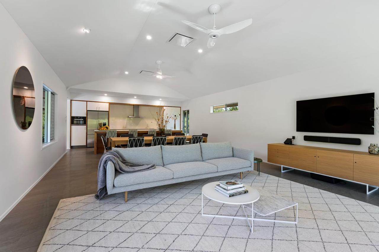 Yangaro Villa Airlie Beach Exteriör bild
