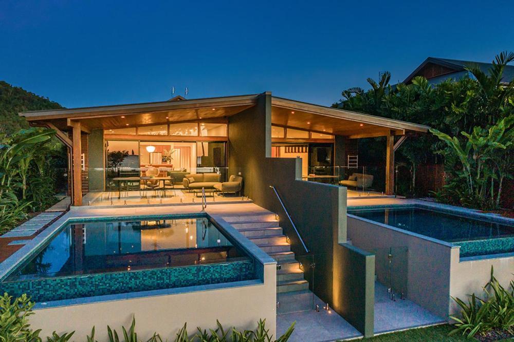 Yangaro Villa Airlie Beach Exteriör bild