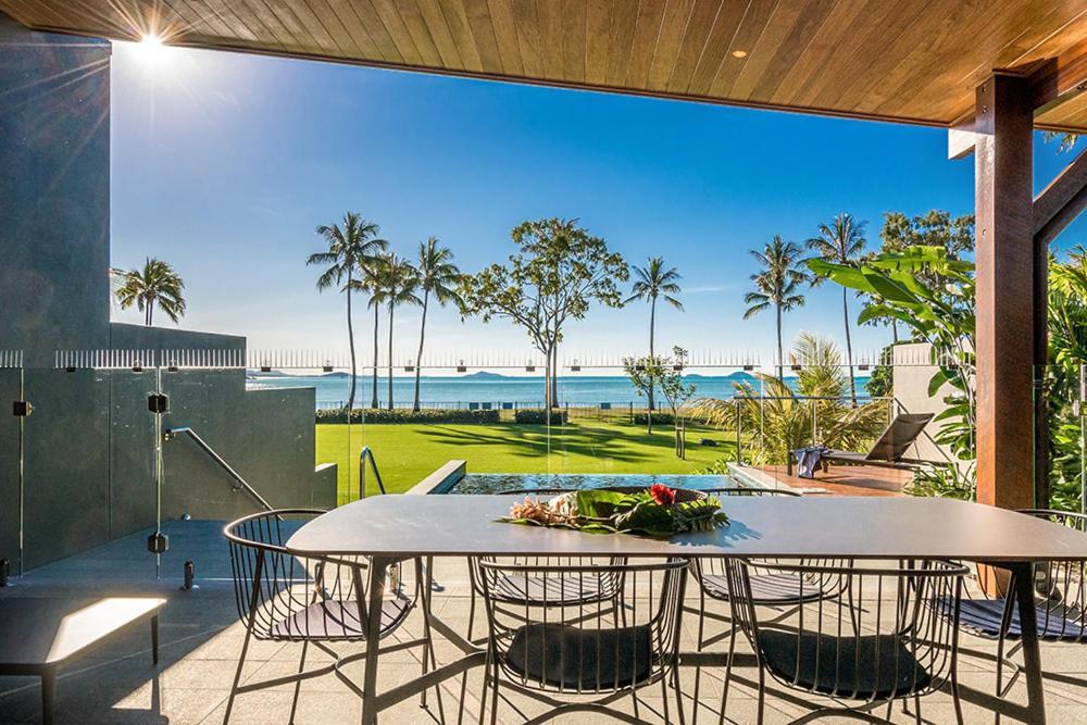 Yangaro Villa Airlie Beach Exteriör bild